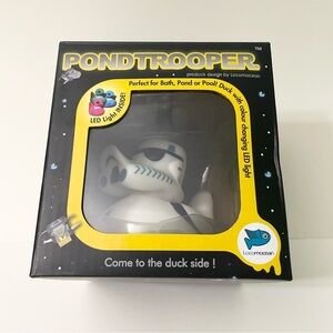 Locomocean Pondtrooper LED Light Up Color Changing Bath Toy Star Wars Duck